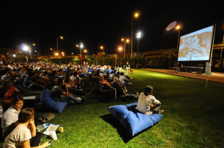 Açık Havada “Sinema Keyfi”ne Devam