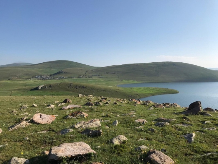 Kars’ya Kaybolan Çocuk 8 Saat Sonra Bulundu