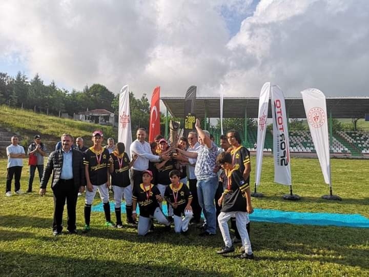 Çarşamba Belediyesi Şampiyon