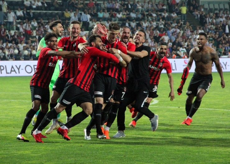 Gazişehir Gaziantep’te Transfer Haftası