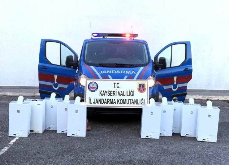 Kombi Hırsızları Yakalandı