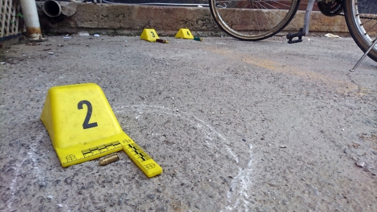 Komşu İş Yerini Kurşunladılar, Yakalanınca Suçlarını İtiraf Ettiler