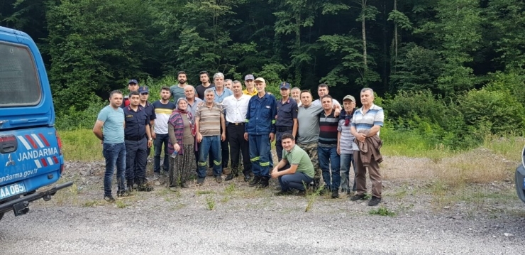 Mantar Toplarken Kaybolan 2 Kişiyi Ekipler Kurtardı