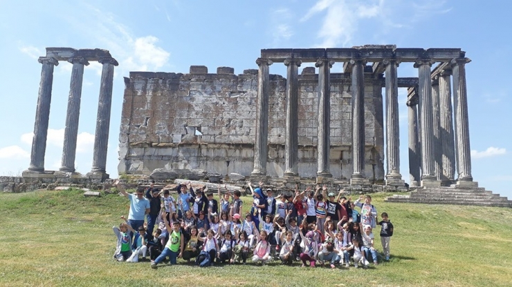 Aizanoi Antik Kenti Ziyaretçi Akını