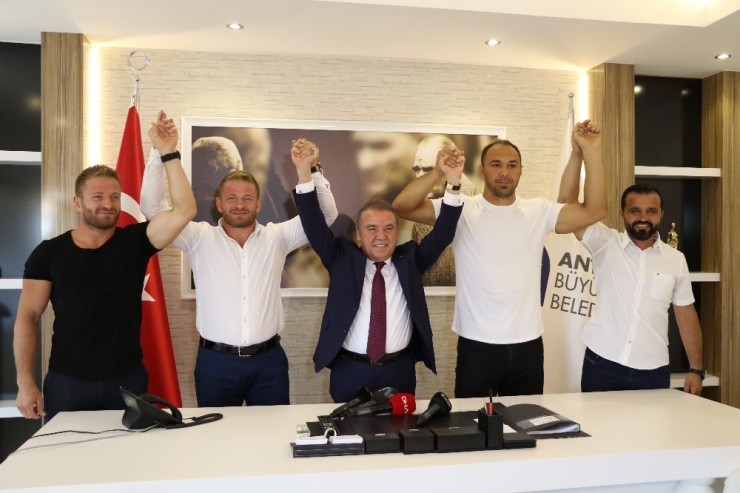 Başpehlivanlar Balaban Ve Gürbüz’ün Hedefi Finalde Karşılaşmak
