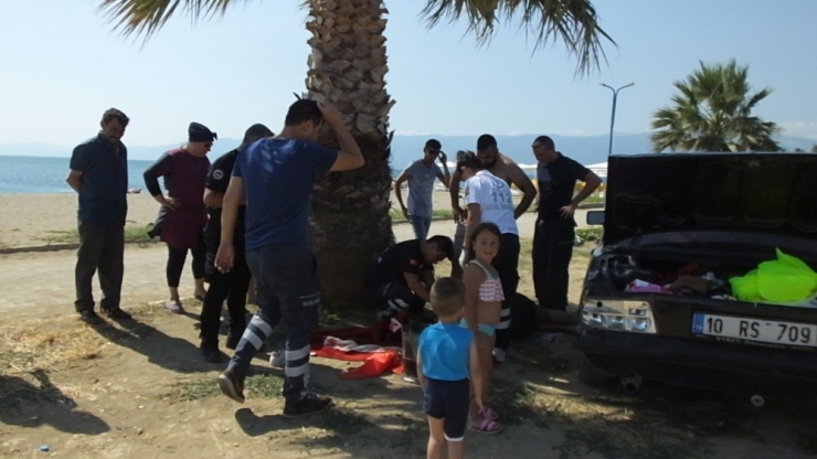 Burhaniye’de Baba Oğul Boğulma Tehlikesi Geçirdi