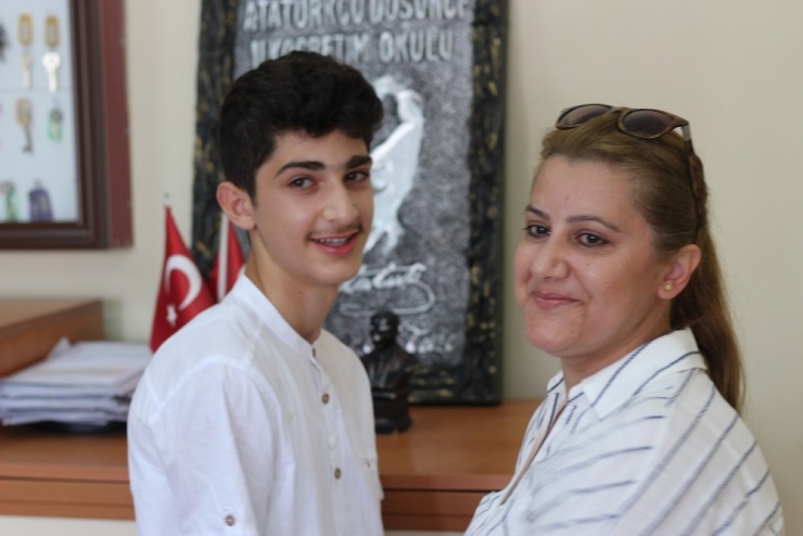 Lgs Birincisi İlker Zorlu: "Başarmak İçin Asla Vazgeçmedim"