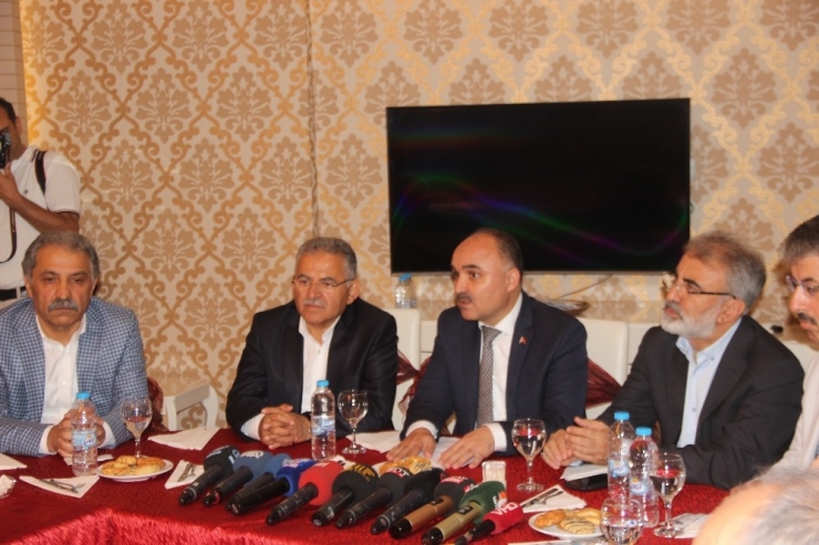 Şehmus Günaydın: “Son Derece Verimli Bir Toplantı Oldu”