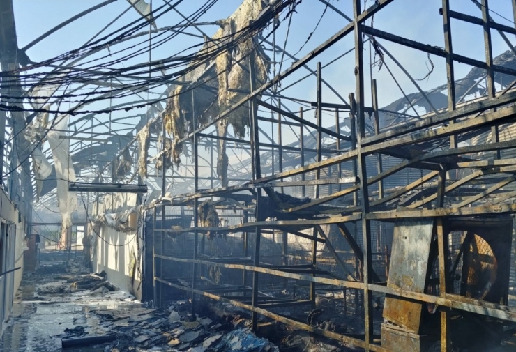 Sera Alev Alev Yandı, Zarar 4 Milyon Tl