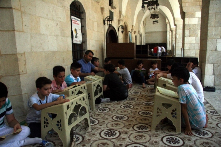 Kilis’te Yaz Kur’an Kursları Sürüyor
