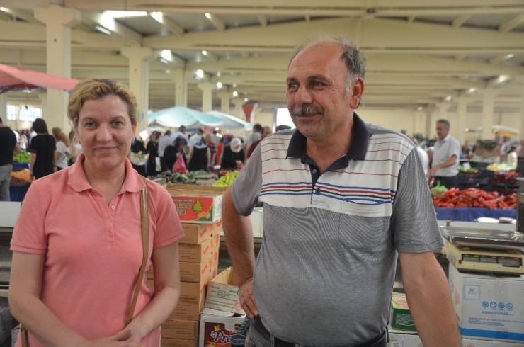 Tezgahların İlgi Odağı Bilecik Kirazı