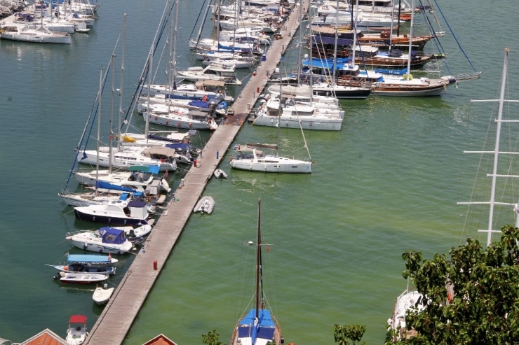 Fethiye Körfezi’nde Sarı Ve Yeşil Alarm