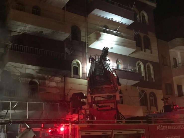 Niğde’de İş Yeri Yangını