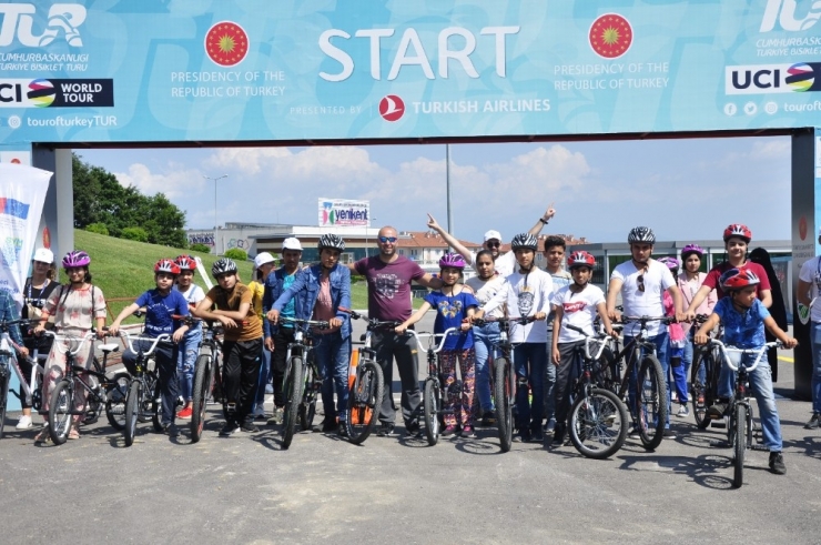 Bisiklet Vadisi’nde ‘Sporda Birlikte Güçlüyüz’ Etkinliği