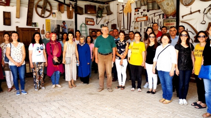 Öğretmenler Sarıgöl Etnografya Müzesini Gezdi