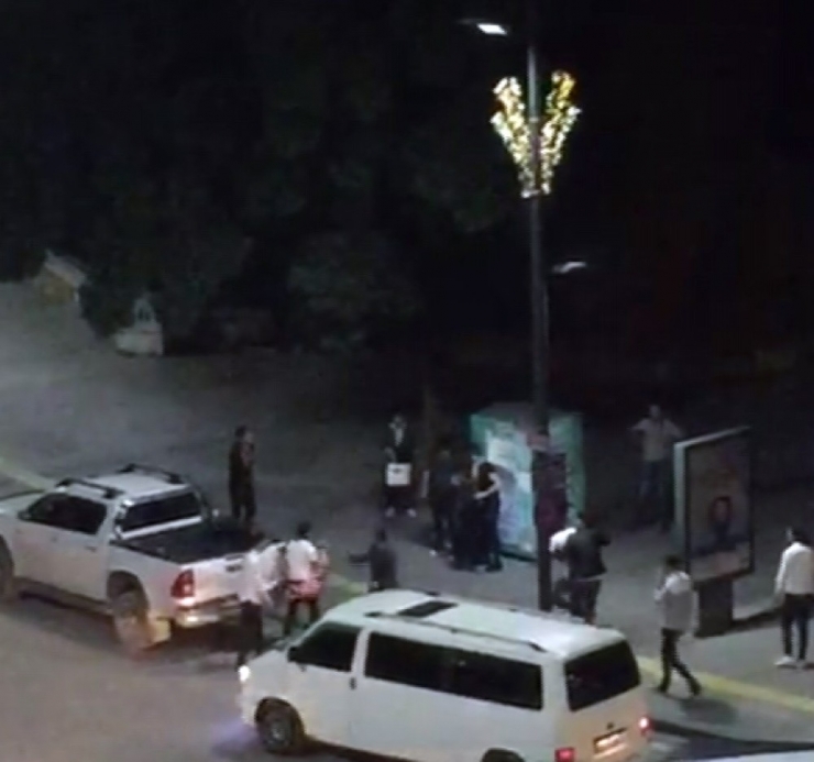 2 Kişinin Yaralandığı Bıçaklı Kavga Kameralara Yansıdı