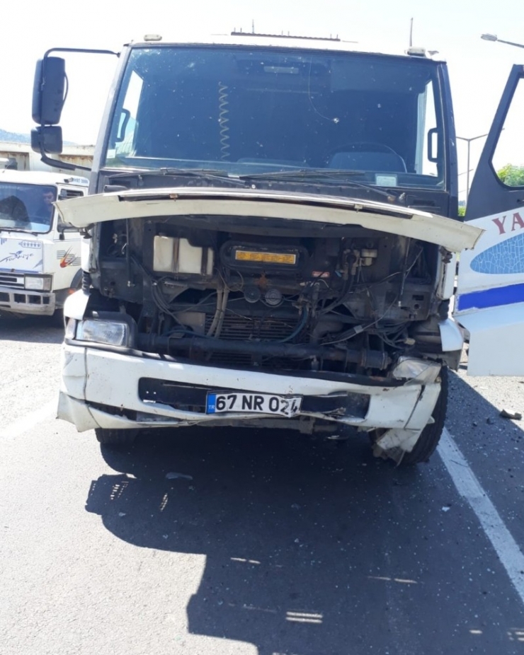 Devrek’te Trafik Kazası: 2 Yaralı