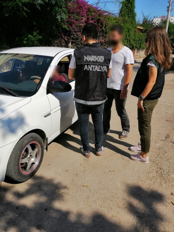 Antalya’da Polis Zeytinköy’de 6 Aylık Uyuşturucuyla Mücadele Raporunu Açıkladı