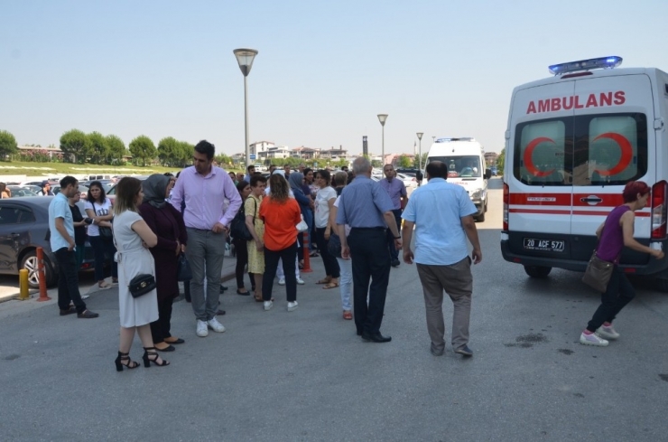 Kaymakam Ve Ailesi Öldürülen Çocuklarının Cenazesini Bekliyor