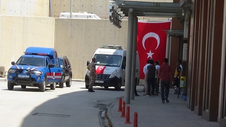 Suriye’de Şehit Olan Uzman Onbaşı Memleketine Uğurlandı