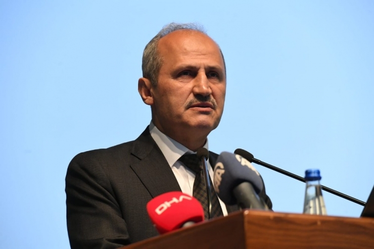 Bakan Turhan: “Yerli Ve Milli Deprem Yönetmeliği Hazırlanıyor”