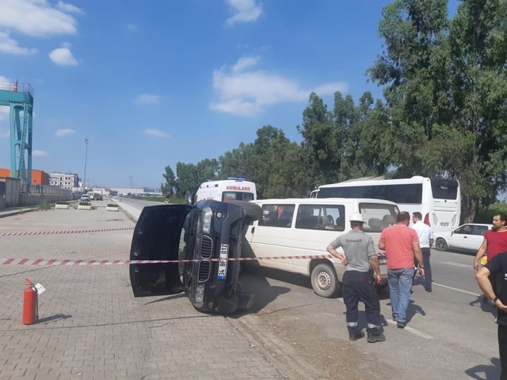 Tersaneler Bölgesinde Kaza: 2 Yaralı