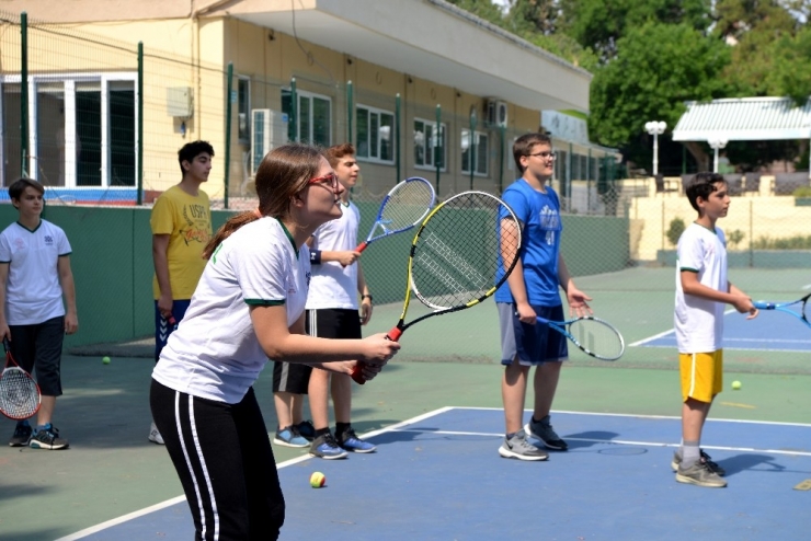 Altıeylül’de Yaz Spor Okulları Başladı