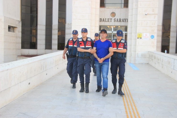 Gps Cihazı İle Takip Ettiği Kızını Silahla Öldüren Baba Tutuklandı