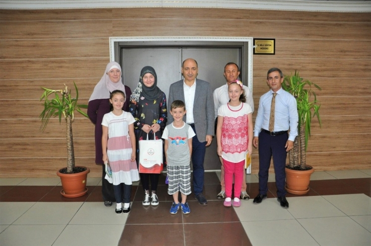 Batman Milli Eğitim Müdürü Kurtaran Lgs Birincisini Konuk Etti