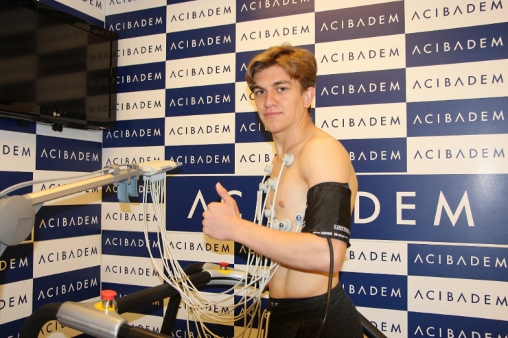 Beşiktaş’ta Genç Futbolcular Sağlık Kontrolünden Geçti