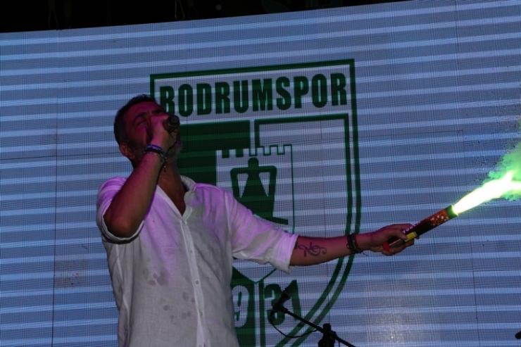 Hakan Altun, Bodrumspor Dayanışma Gecesinde Sahne Aldı
