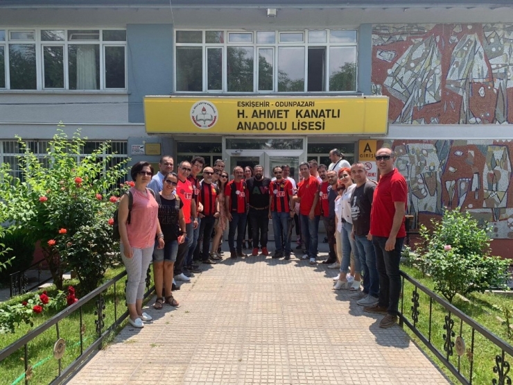 Hacı Ahmet Kanatlı Anadolu Lisesi’nden Eskişehirspor’a Anlamlı Destek