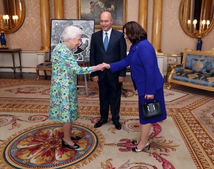 Kraliçe Elizabeth, 2003’ten Buyana İlk Kez Irak Cumhurbaşkanını Kabul Etti
