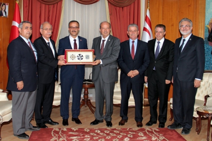 Kktc Başbakanı Tatar, Türkiye’den Gelen Heyeti Kabul Etti