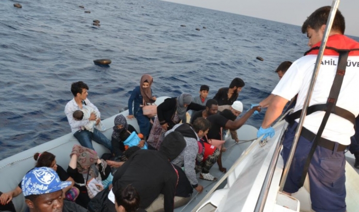Kuşadası’nda 37 Kaçak Göçmen Yakalandı
