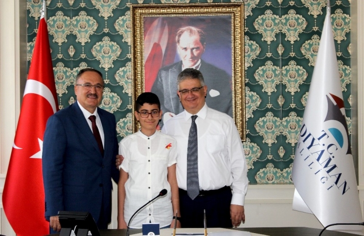 Lgs Birincileri Altınla Ödüllendirildi