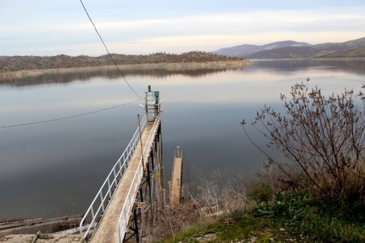 Yüzmek İçin Baraj Göletine Giren İki Kişi Boğuldu