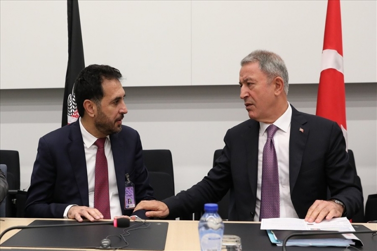 Bakan Akar, Afgan Mevkidaşı İle Görüştü