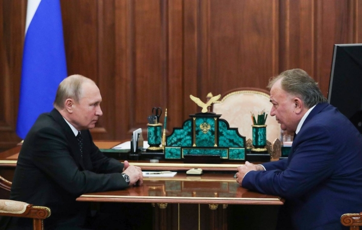 Putin, Siyasi Kriz Yaşanan Ülkeye Cumhurbaşkanı Atadı