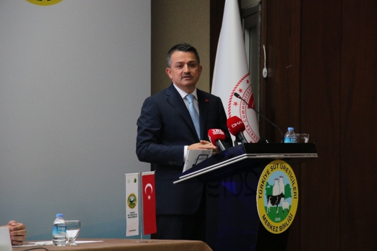 Bakan Pakdemirli: "Ulusal Kırmızı Et Konseyi Kesim Fiyatlarını Açıklayacak, Üreticinin Mağduriyeti Giderilecek"