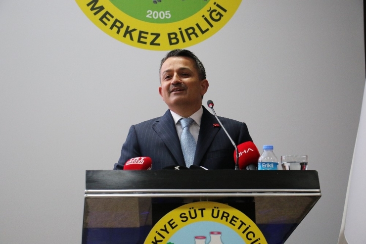 Bakan Pakdemirli: "Ulusal Kırmızı Et Konseyi Kesim Fiyatlarını Açıklayacak, Üreticinin Mağduriyeti Giderilecek"