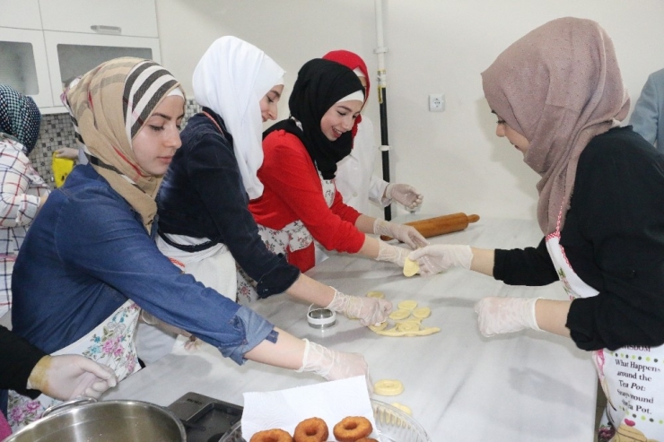 “Hayata Fırsat” Projesi Mültecilere İstihdam Kapısı Açacak