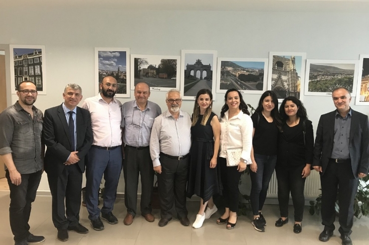 Paü’lü Akademisyenler Uşak Da Dil Öğreniminin Güncel Sorunlarını Anlattı