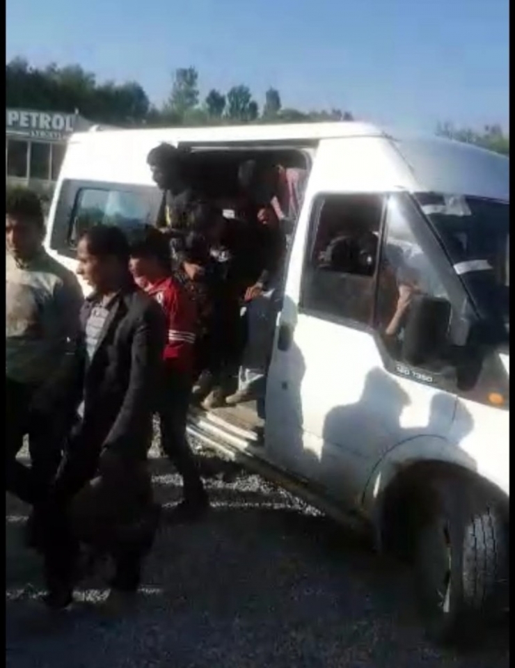 Van’da 29 Kaçak Göçmen Yakalandı