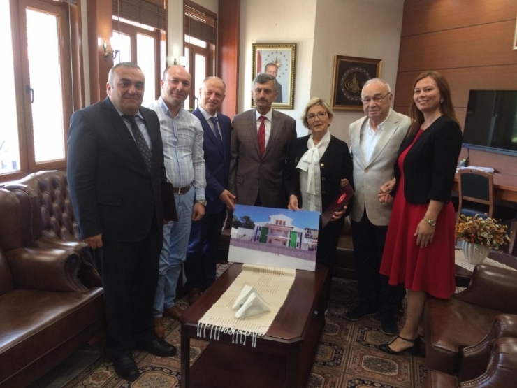 Yaptırdıkları Anaokulunu Devlete Teslim Ettiler