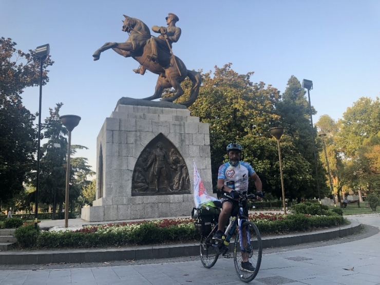 “Her Pedal Bir Umut” Diyerek Türkiye’yi Geziyor