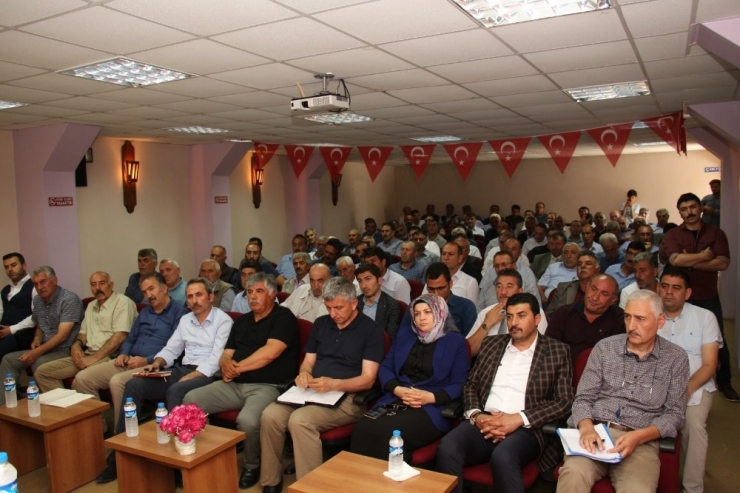 Milletvekili Altınok Muhtarlarla Bir Araya Geldi