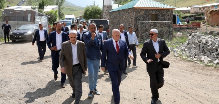 Başkan Sekmen’den Çat Çıkarması