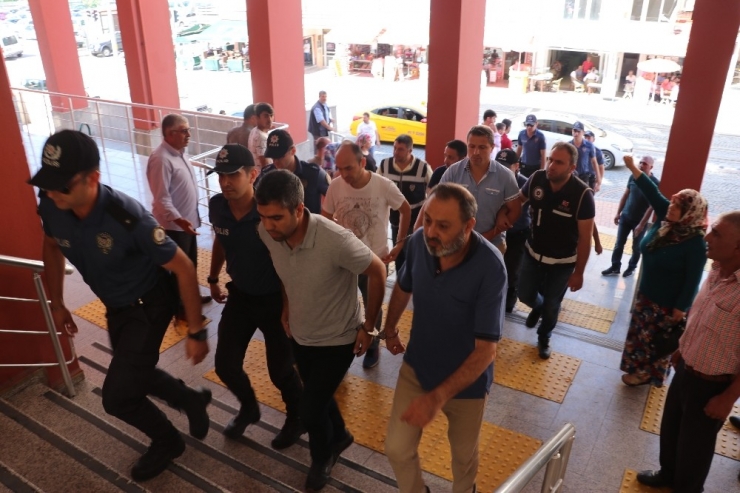 Kocaeli’de 9 Fetö Şüphelisi Adliyeye Sevk Edildi