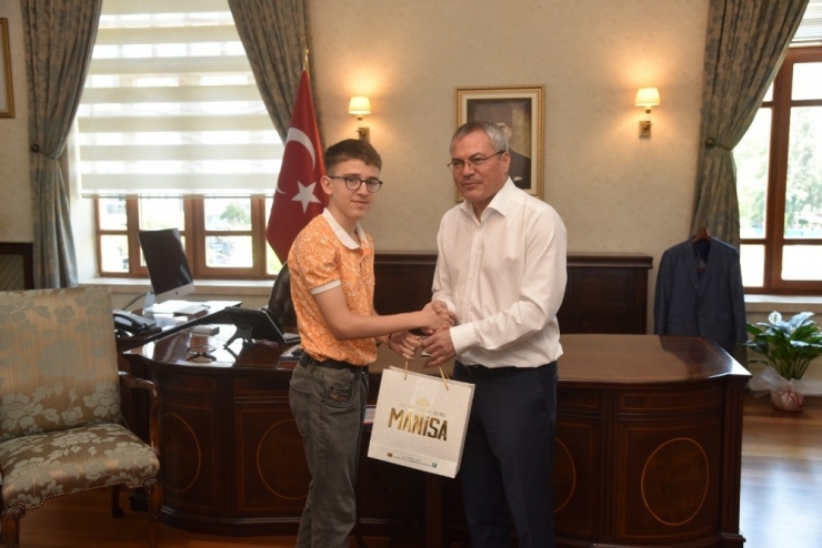 Vali Deniz Lgs Birincilerini Ağırladı